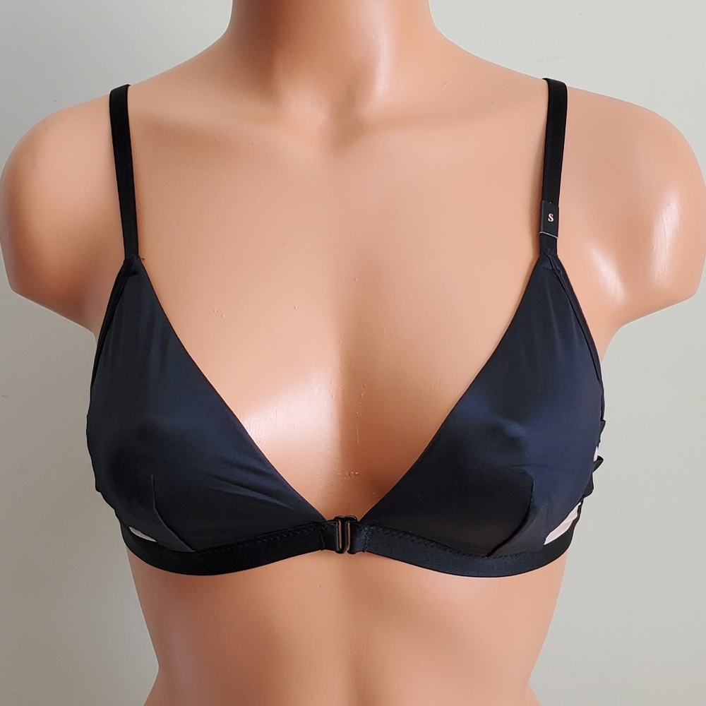 VICTORIA'S SECRET FRONT CLOSE BRALETTE SIZE S - Picture 1 of 7